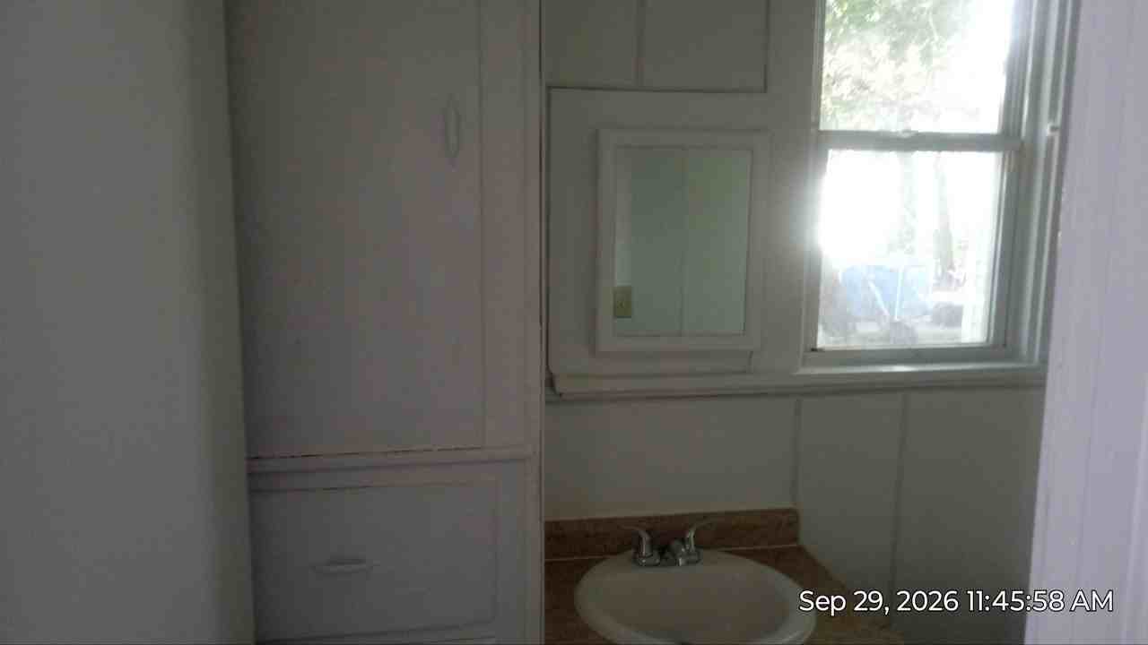 1441 Prouty Ave - Photo 7 of 7