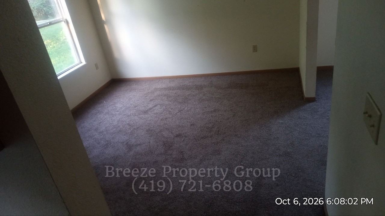 1327 N Michigan St - Photo 4 of 9