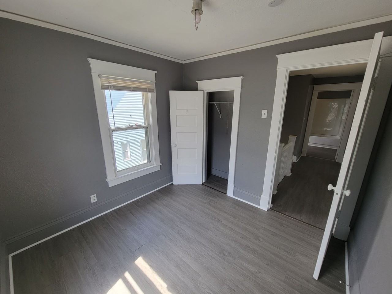 2435 Elmwood Ave - Photo 4 of 35