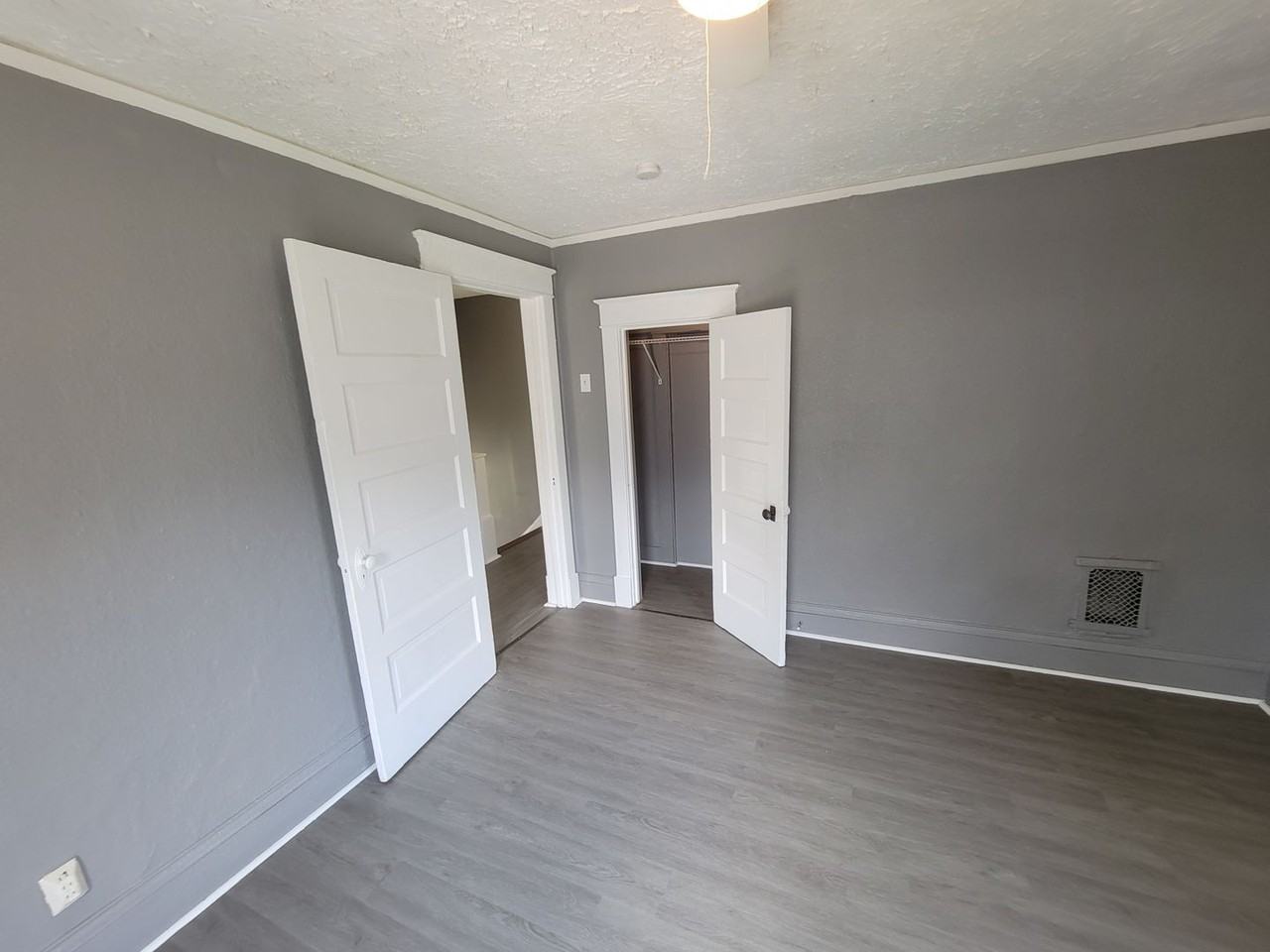 2435 Elmwood Ave - Photo 6 of 35