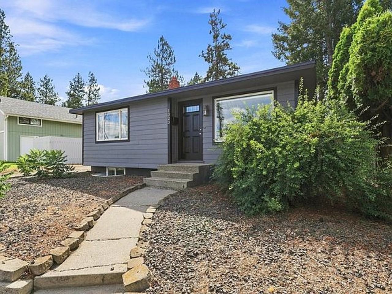 1323 W Francis Ave - Photo 2 of 35