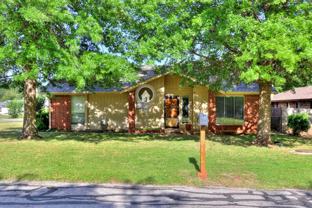 409 Delia St - Photo 1 of 1