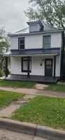 featured image of 1032 E 6th St