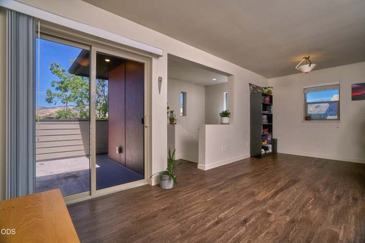 61 S Mountain Ave - Photo 6 of 39