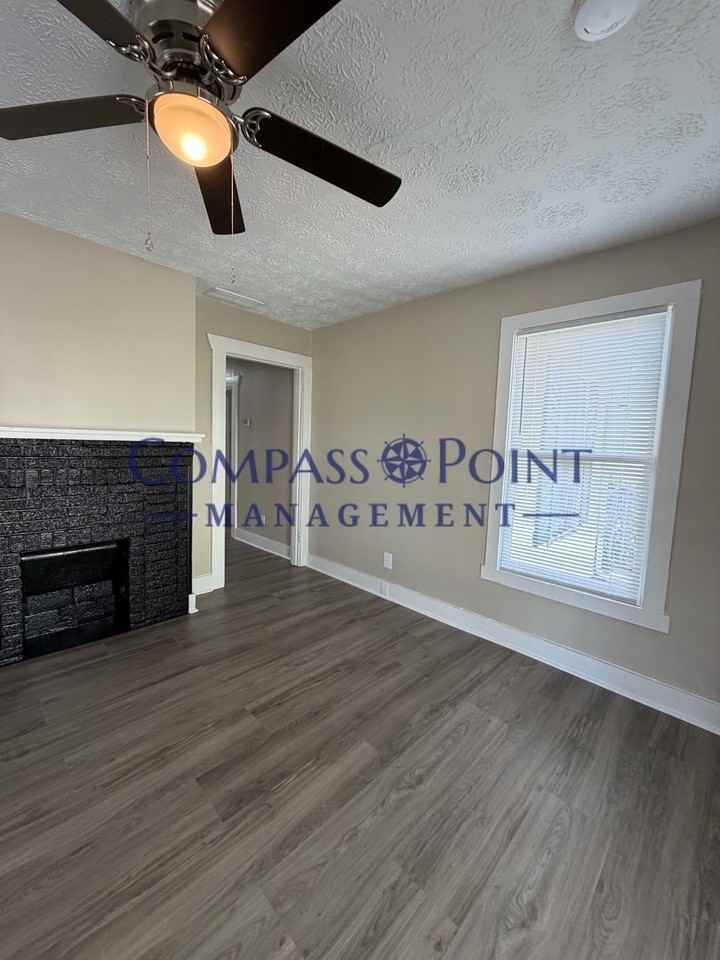 624 Chestnut St - Photo 2 of 14