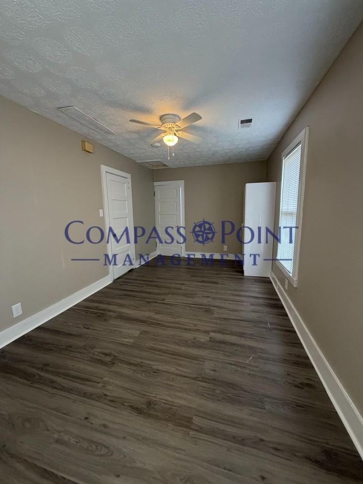 624 Chestnut St - Photo 7 of 14