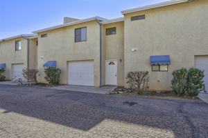 featured image of 4825 N Robert Rd