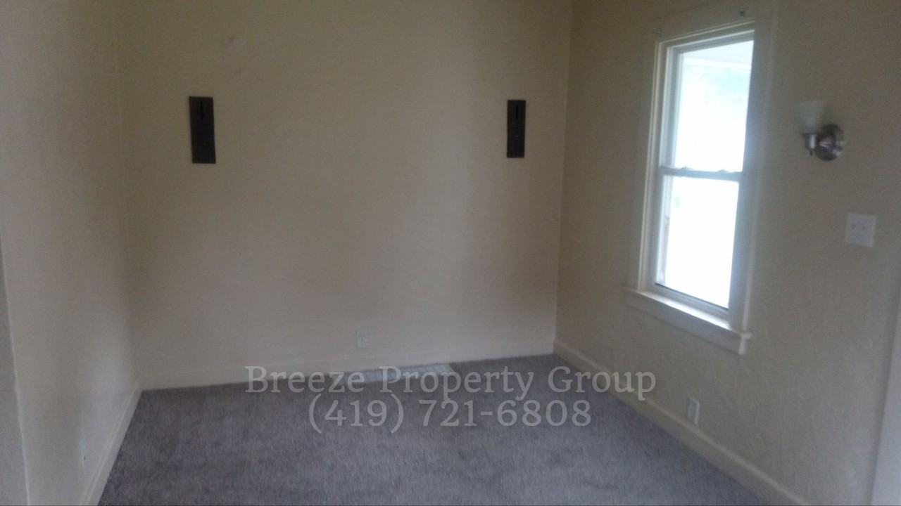 1814 Bigelow St - Photo 5 of 6