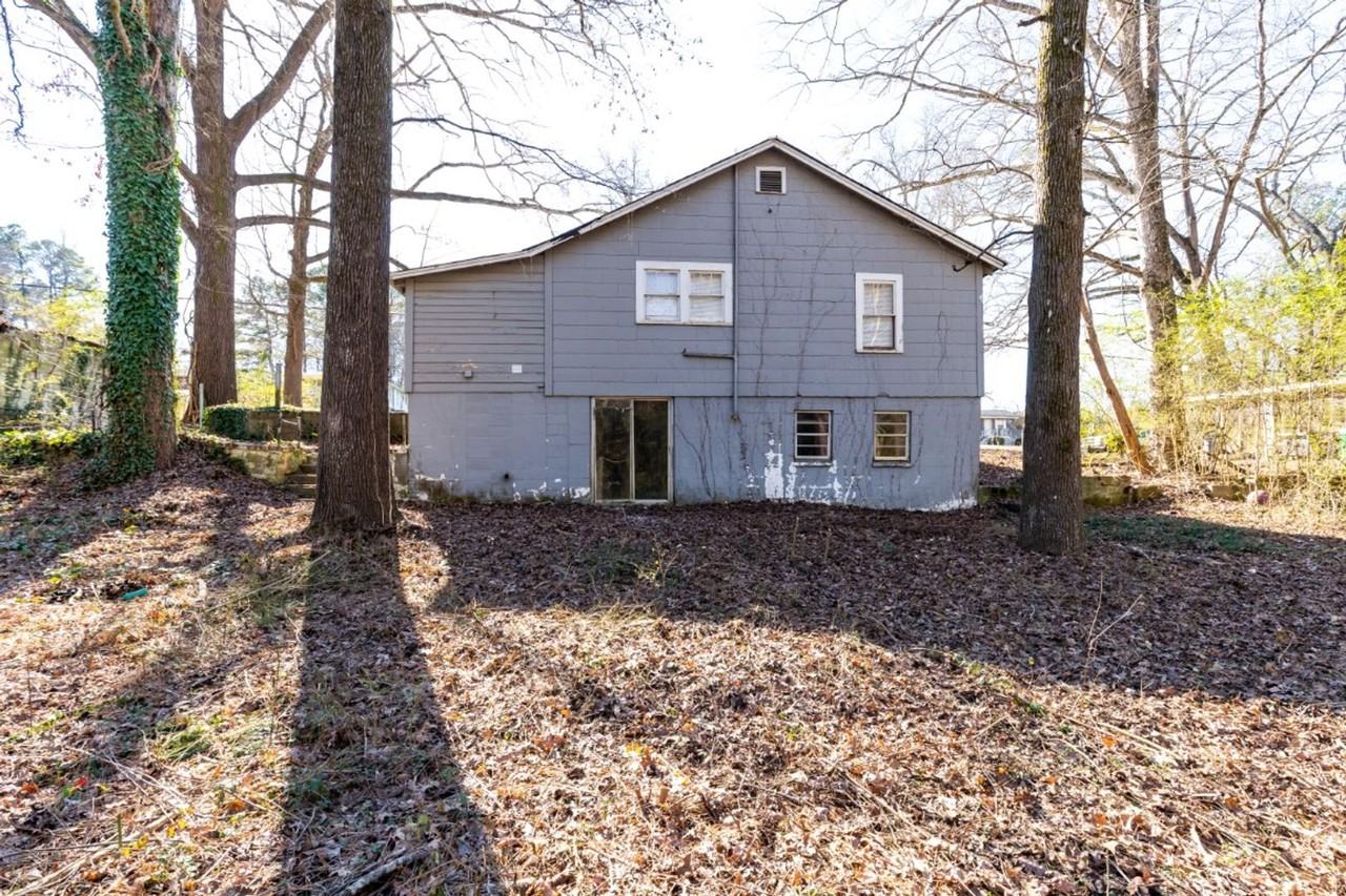 4108 Main St - Photo 4 of 17