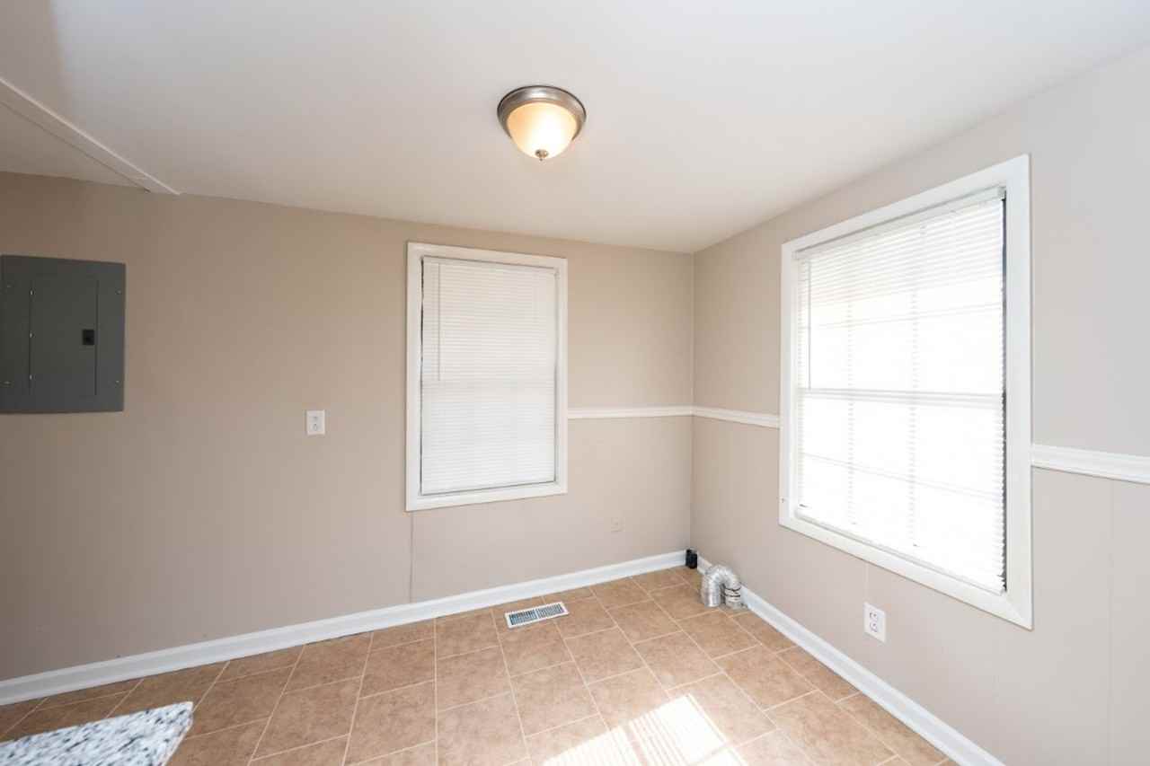 928 Garrett Cir - Photo 7 of 15