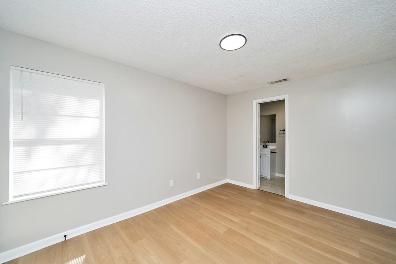 263 1st Ave Nw - Photo 7 of 21