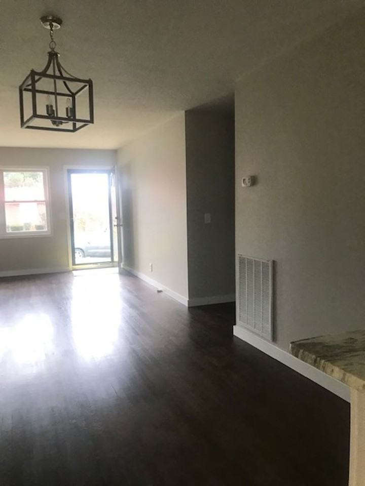 4012 Sanford Dr - Photo 5 of 9