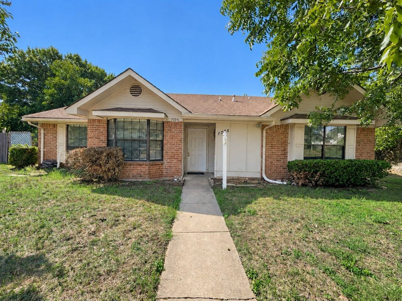 1038 Cedar Run Dr - Photo 3 of 24