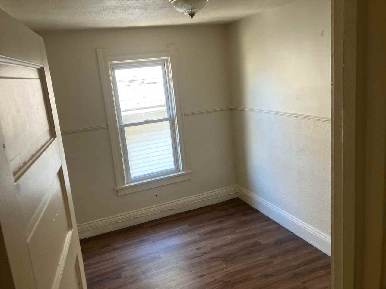 826 Mason St - Photo 6 of 10