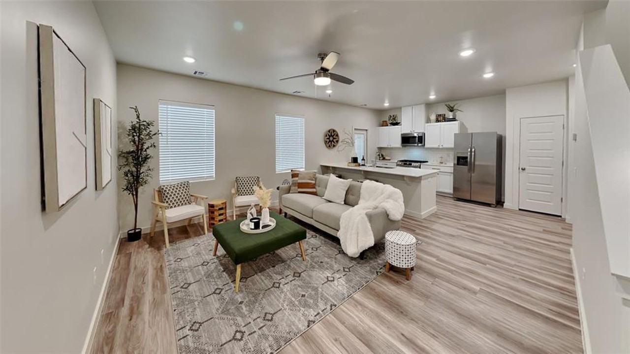 8905 Nw 109th Ln - Photo 7 of 19
