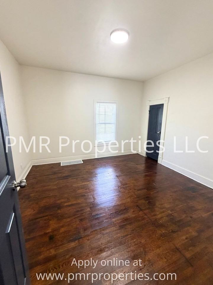 6423 Carnegie St - Photo 4 of 12