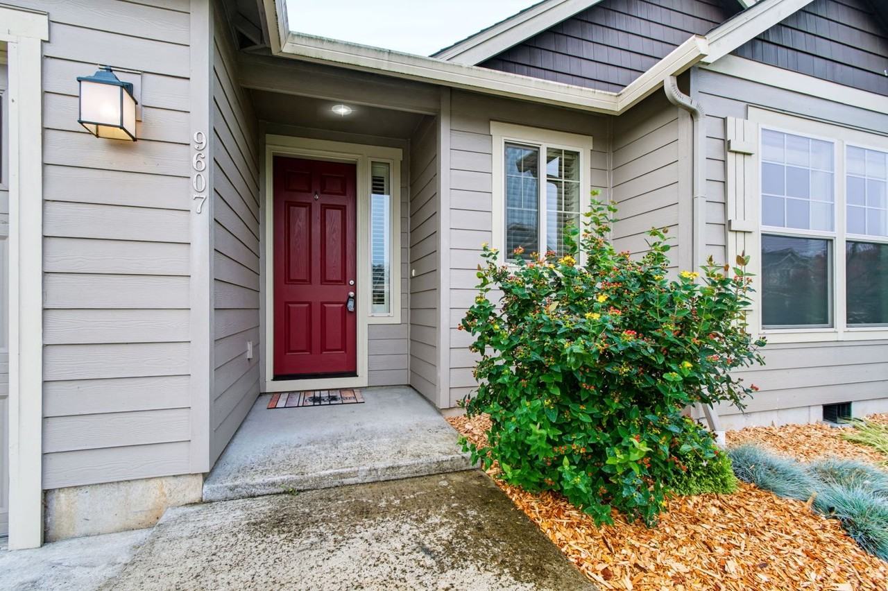 9607 Ne 104th Way - Photo 4 of 33