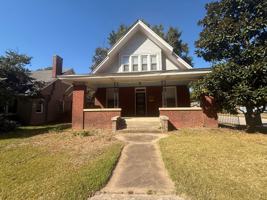 featured image of 1077 N Highland Ave