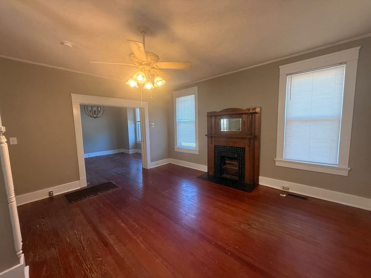 1077 N Highland Ave - Photo 2 of 17
