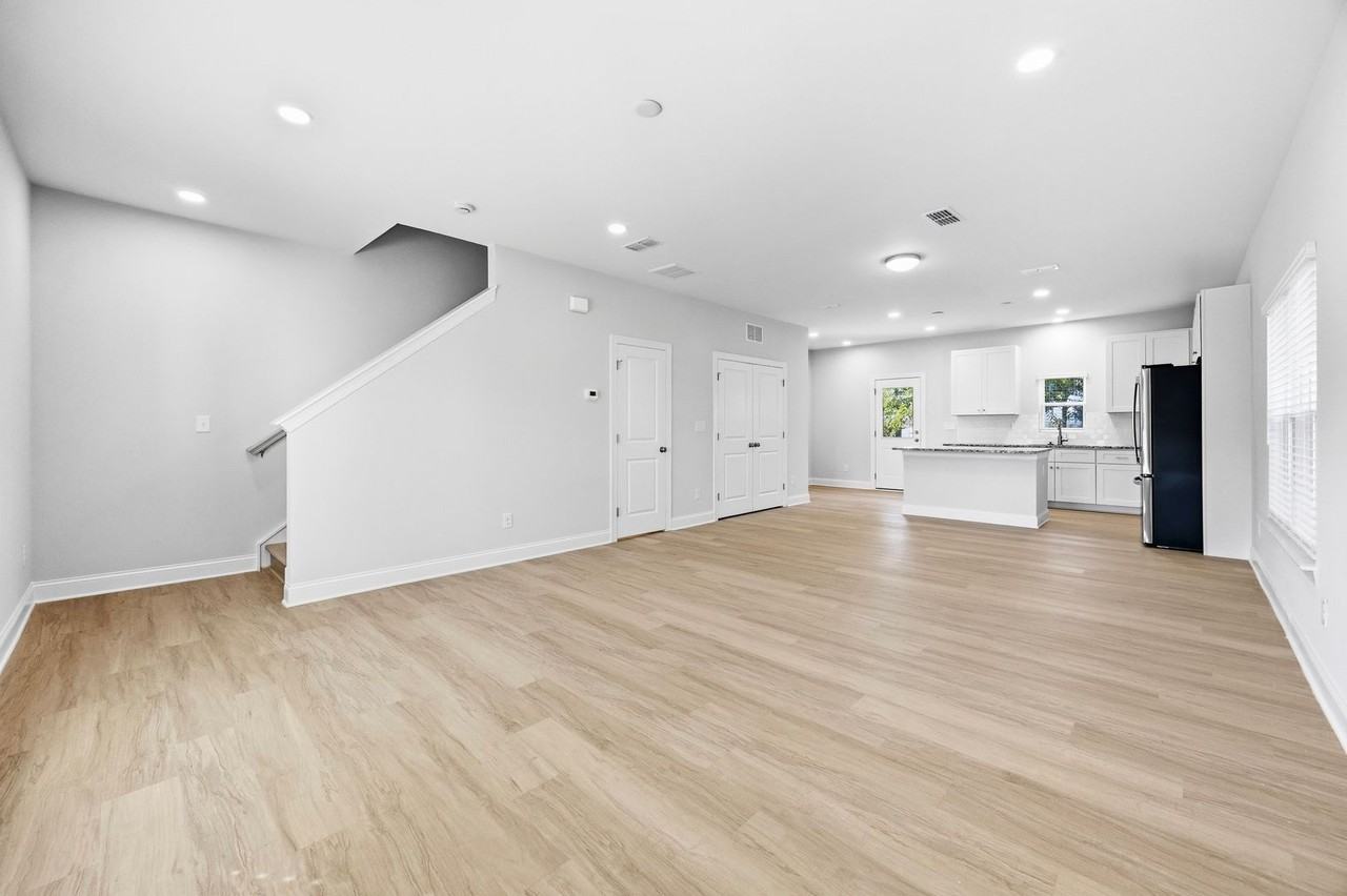 27 2nd St - Photo 6 of 45
