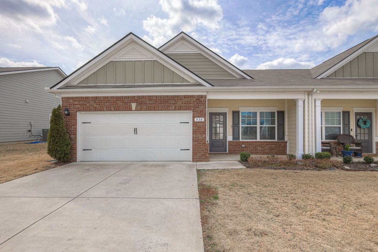 930 Millstream Dr - Photo 2 of 31