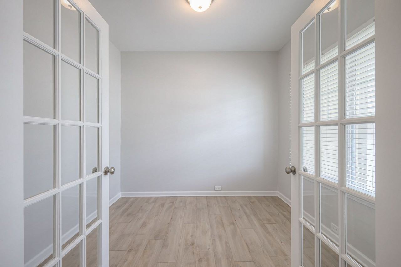 930 Millstream Dr - Photo 6 of 31