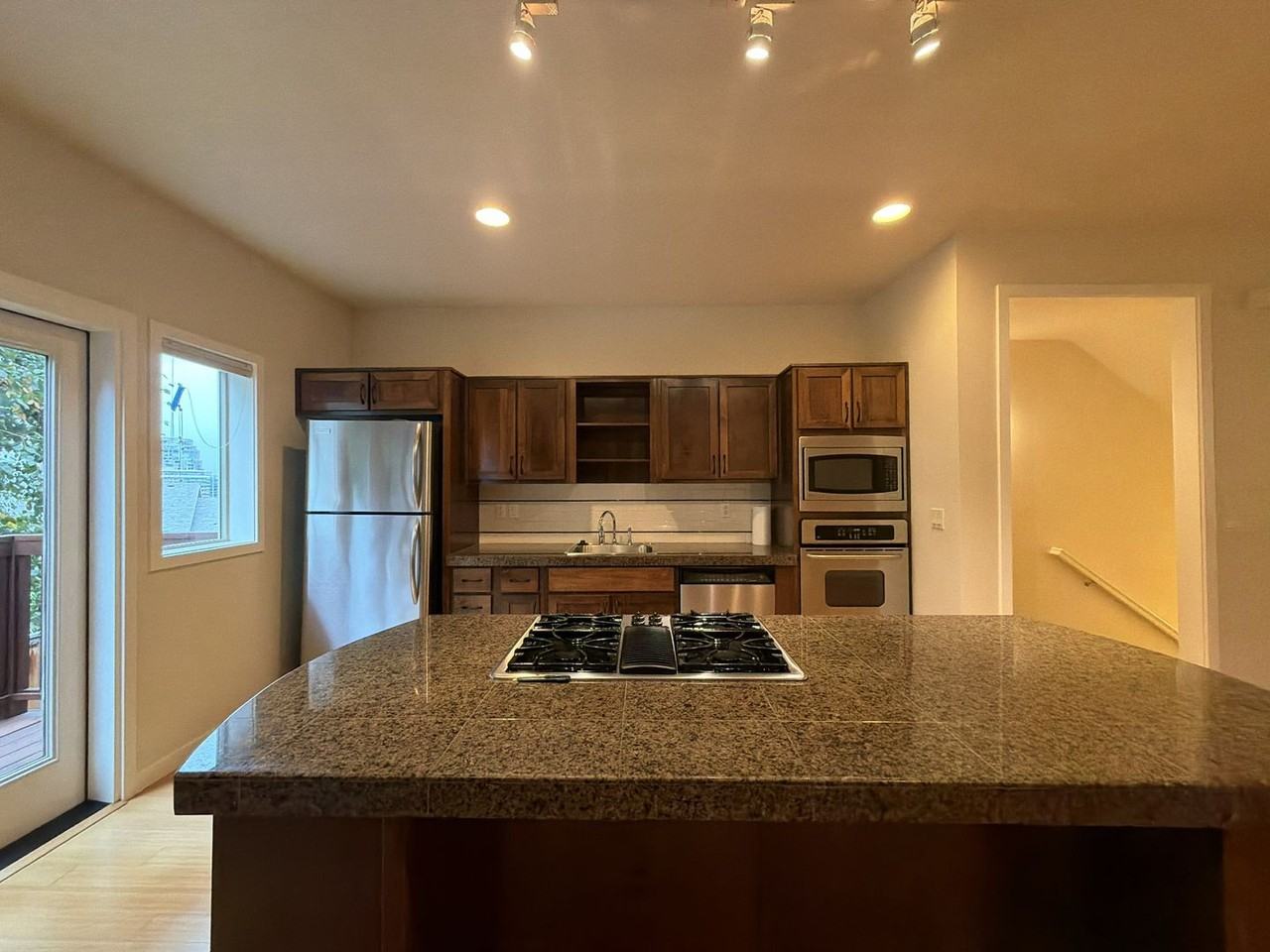 4236 S Corbett Ave #3 - Photo 5 of 41