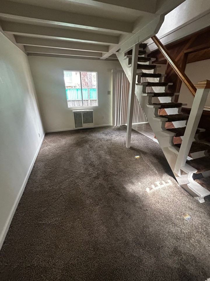 803 San Jose Ave - Photo 2 of 12
