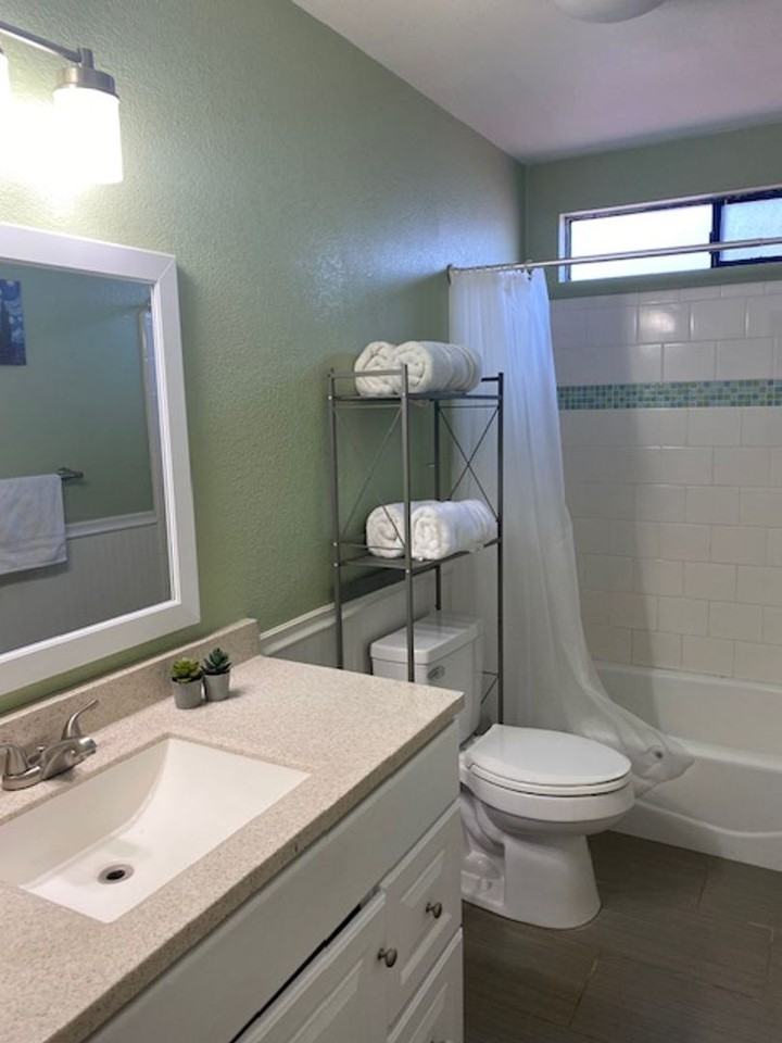 1707 Sterling Dr - Photo 5 of 8