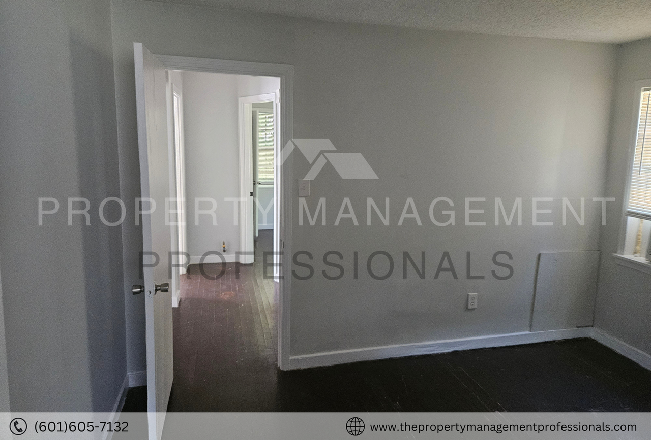 2858 Queensroad Ave - Photo 6 of 22