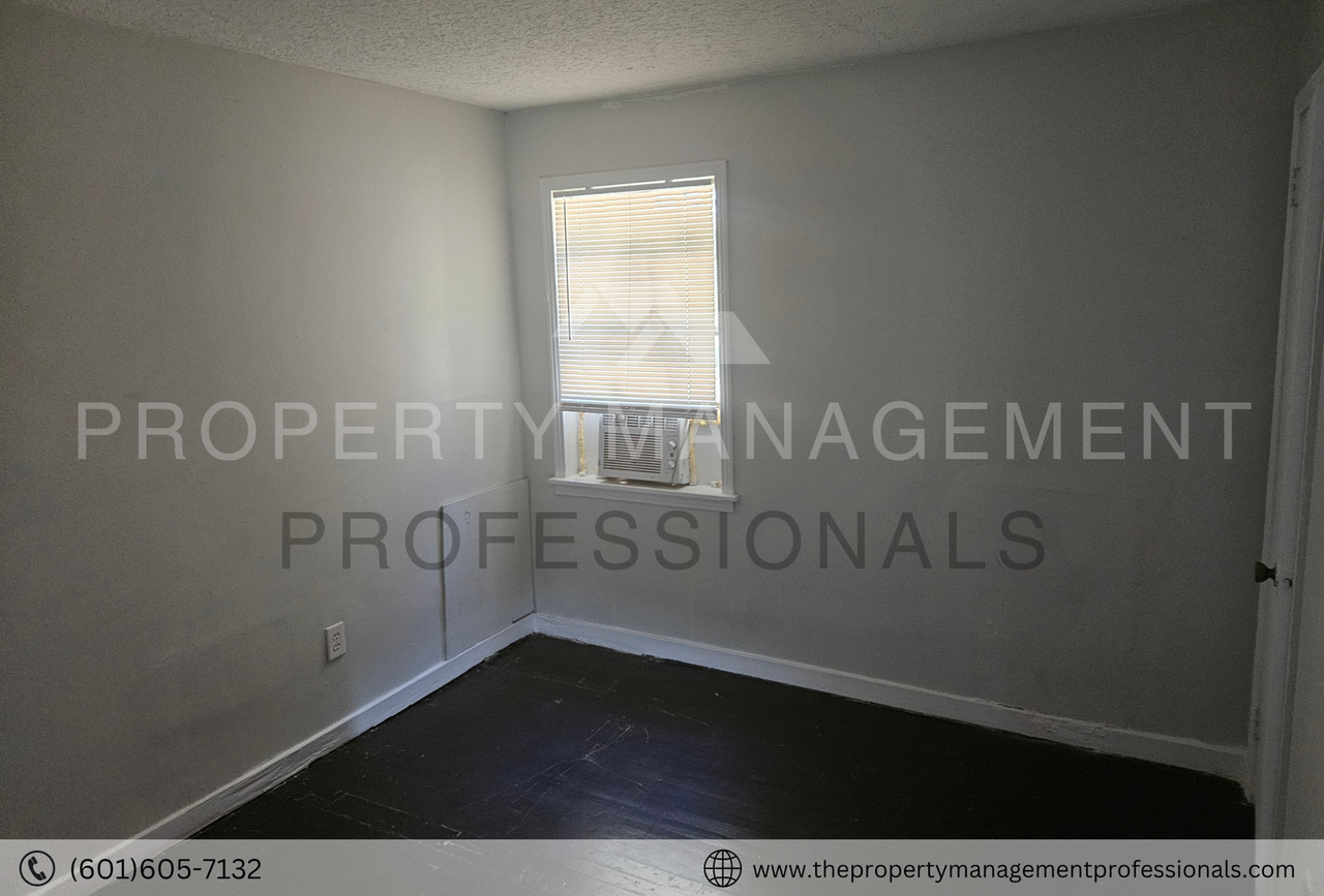 2858 Queensroad Ave - Photo 7 of 22