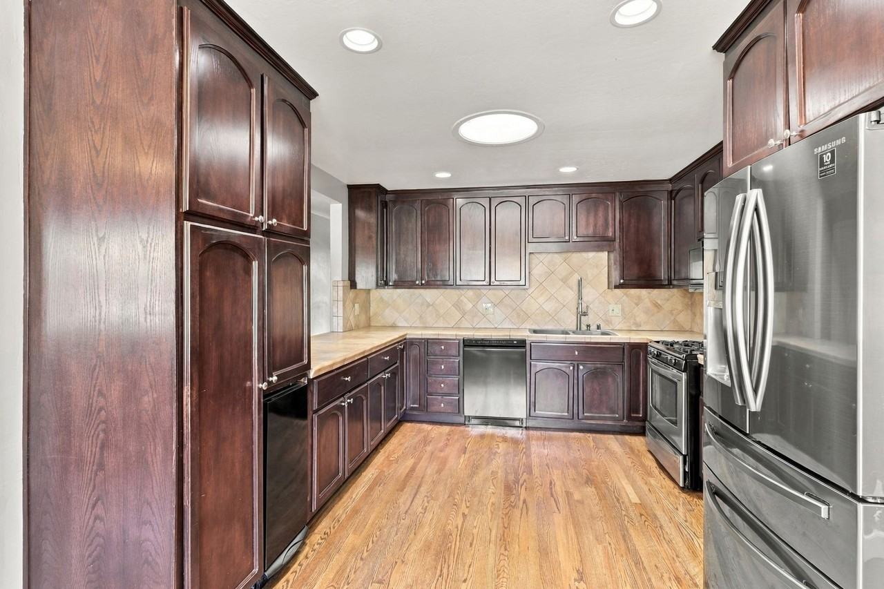 125 South Dr - Photo 6 of 23