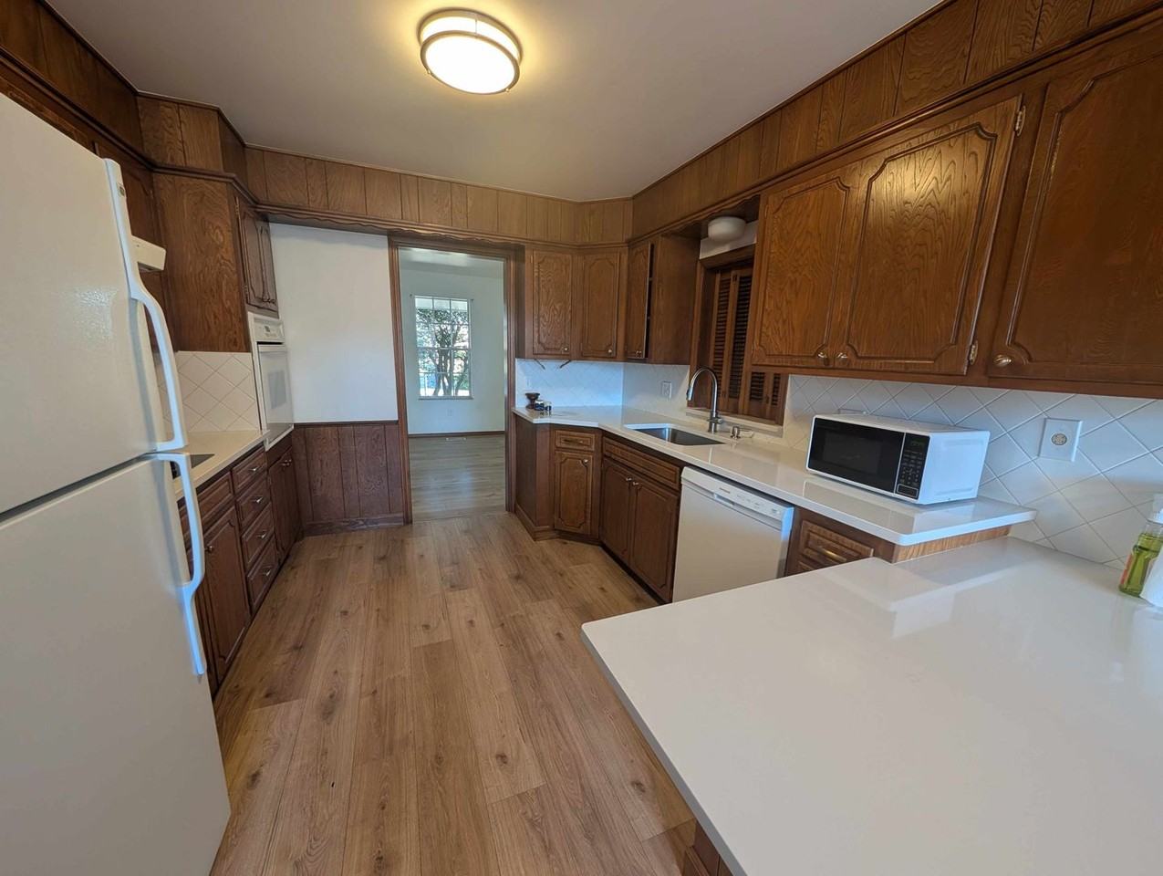 3408 Nw 46th St - Photo 6 of 25