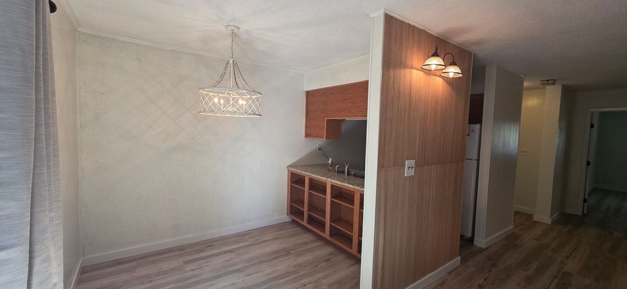 92 Wilshire Heights Dr - Photo 2 of 10