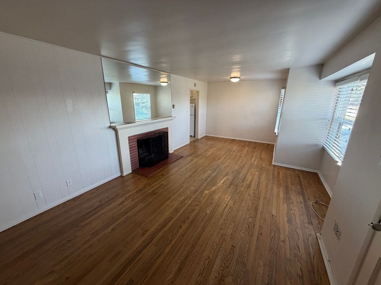 607 E Mariposa Way - Photo 6 of 13