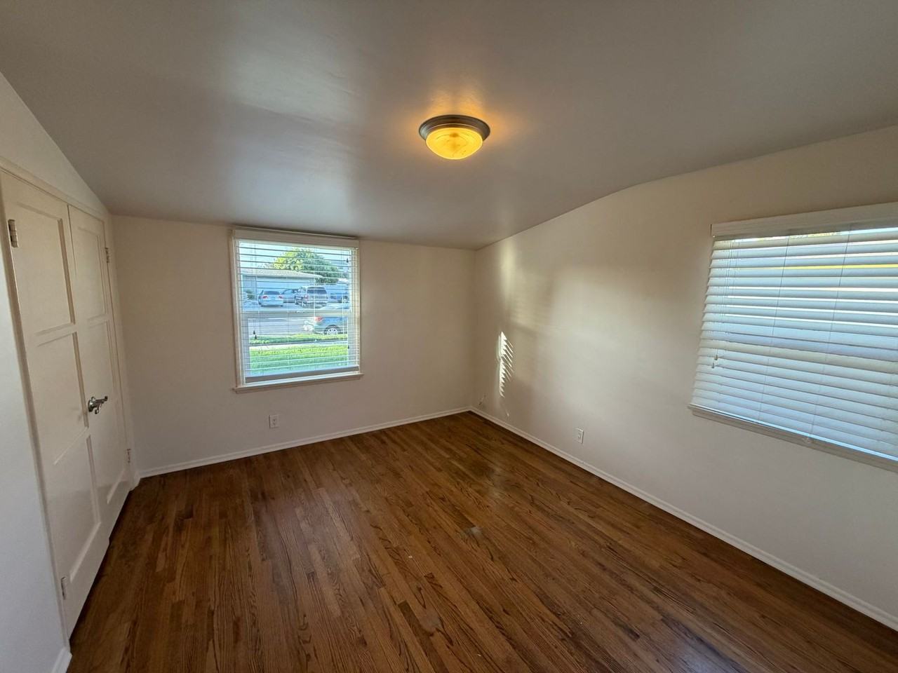 607 E Mariposa Way - Photo 7 of 13