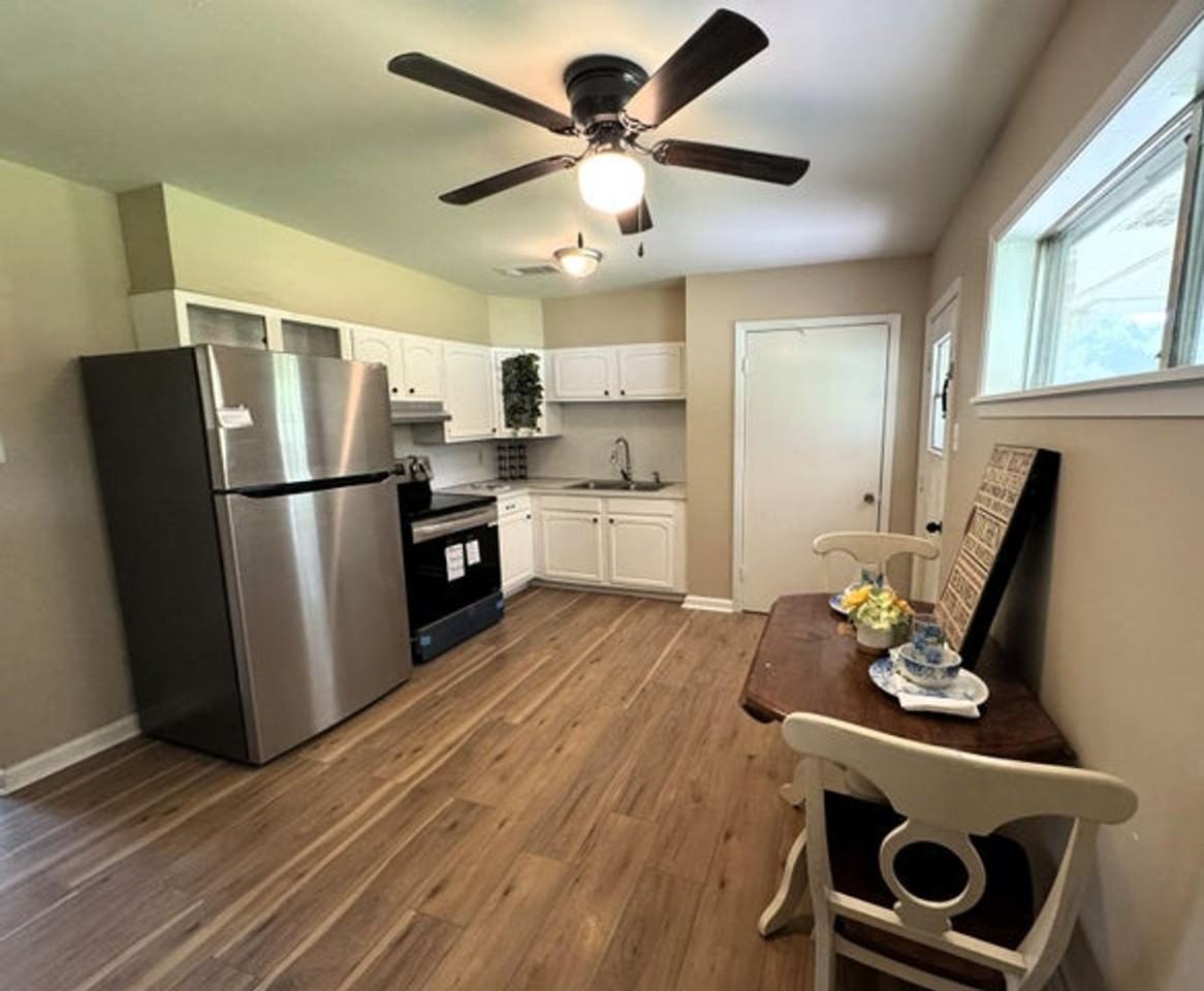 115 Nelda Dr - Photo 3 of 9