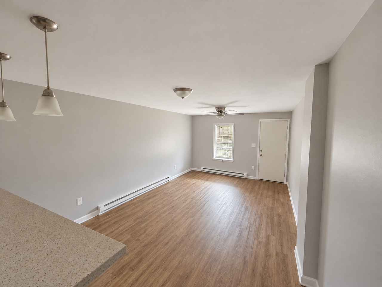 64 1/2 N Sherman St - Photo 2 of 8