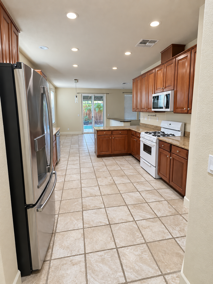2349 S Rock Creek Dr - Photo 2 of 23
