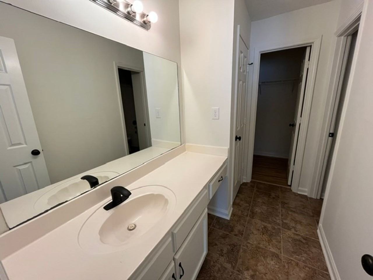 4294 Shadow Ridge Dr - Photo 6 of 12