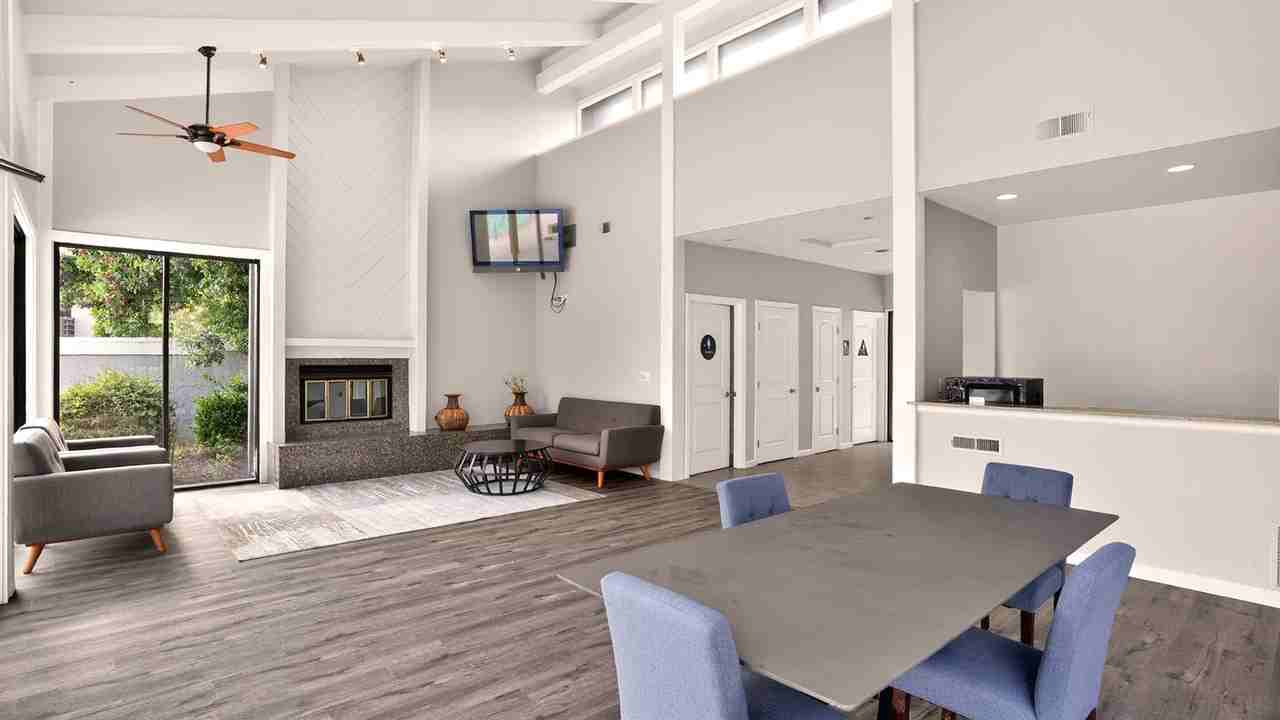 Laurel Grove - Photo 6 of 27