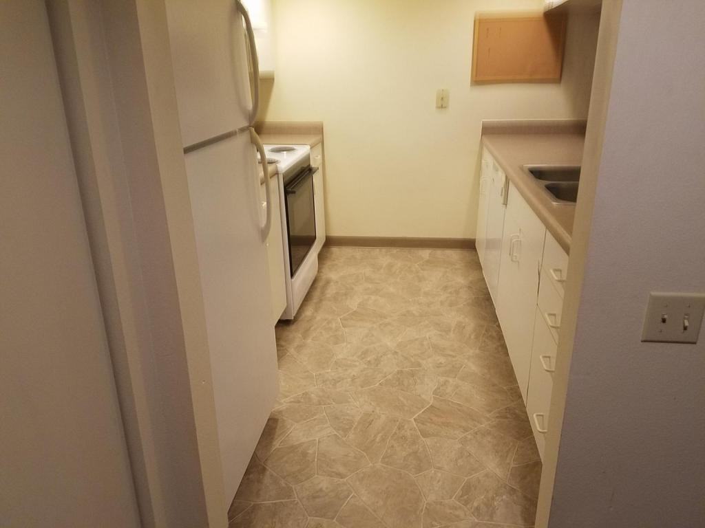 413 6th Ave Apt 104 - Photo 2 of 8