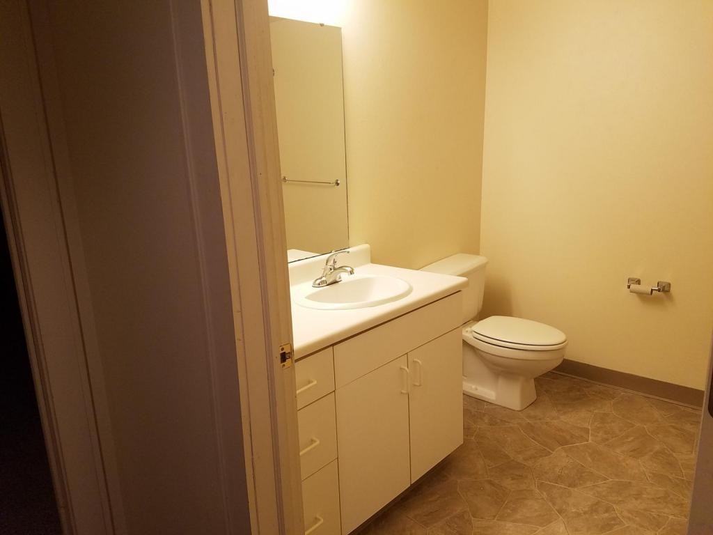413 6th Ave Apt 104 - Photo 3 of 8