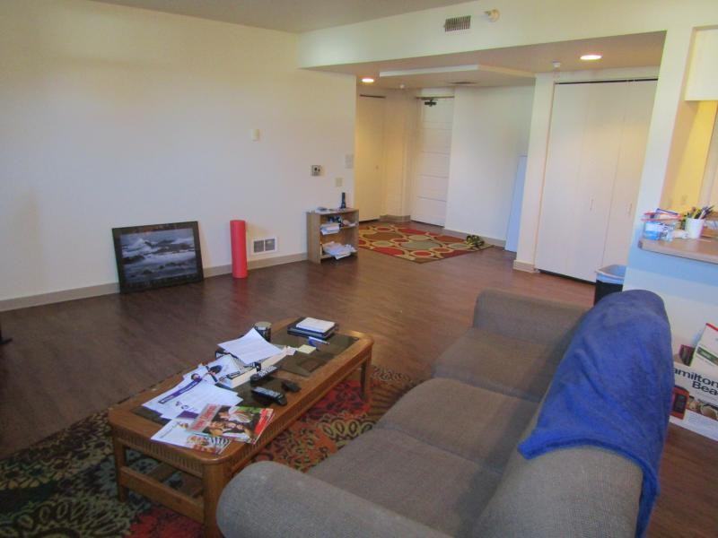 413 6th Ave Apt 104 - Photo 5 of 8