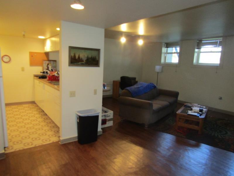 413 6th Ave Apt 104 - Photo 7 of 8