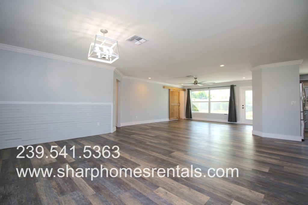 2446 Dover Ave - Photo 4 of 28