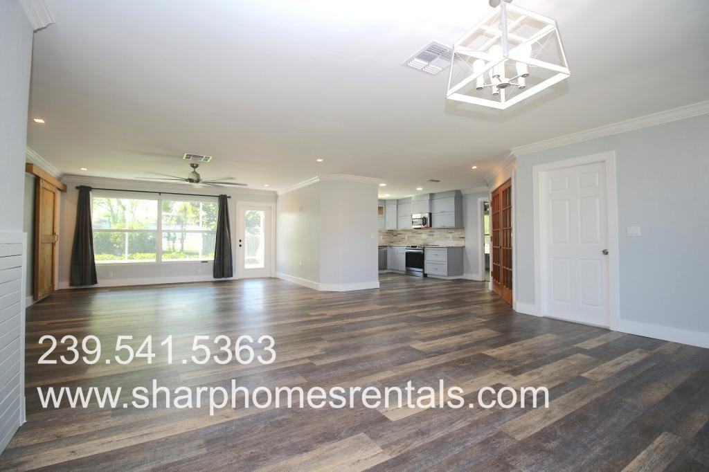 2446 Dover Ave - Photo 6 of 28