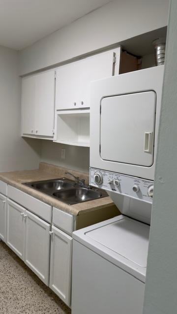 5640 8th Ave - Photo 4 of 21