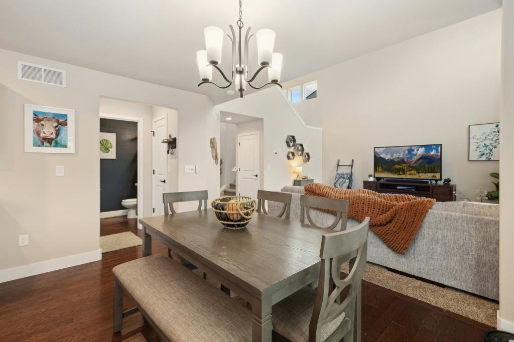 2286 Golden Way - Photo 7 of 30