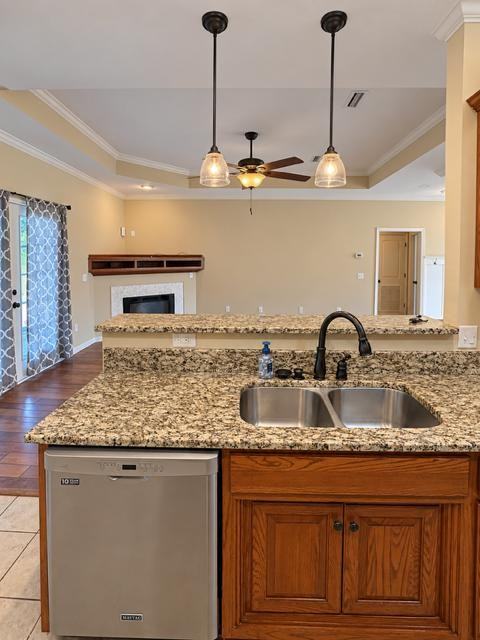 104 Belvedere Ln - Photo 5 of 29